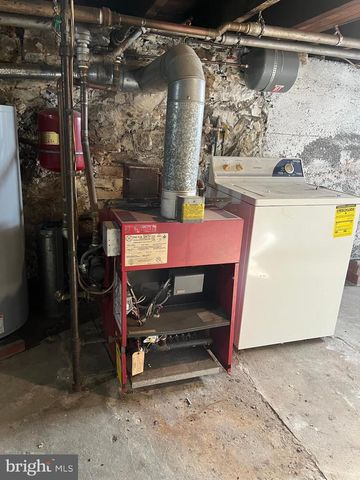 321 S VINE ST, Mount Carmel, PA 17851