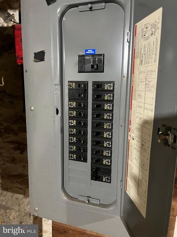 321 S VINE ST, Mount Carmel, PA 17851