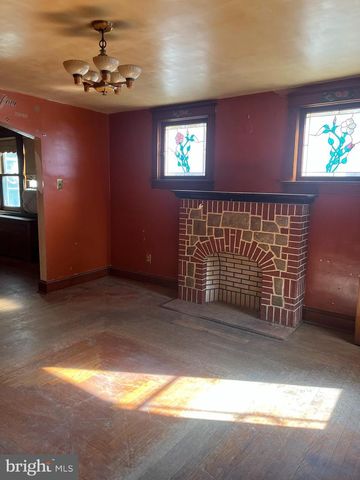 321 S VINE ST, Mount Carmel, PA 17851