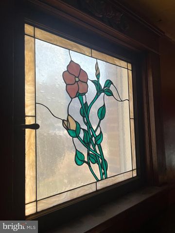 321 S VINE ST, Mount Carmel, PA 17851