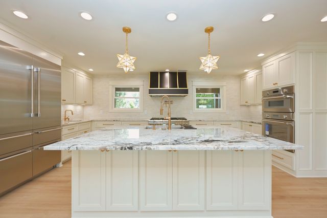 132 Circle Dr, Hendersonville, TN 37075