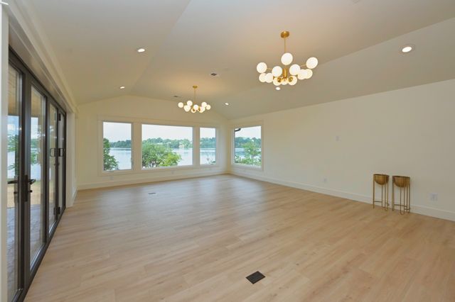 132 Circle Dr, Hendersonville, TN 37075