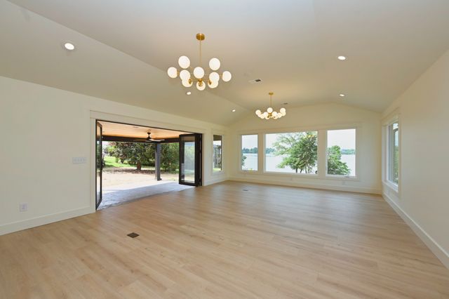 132 Circle Dr, Hendersonville, TN 37075