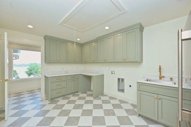132 Circle Dr, Hendersonville, TN 37075