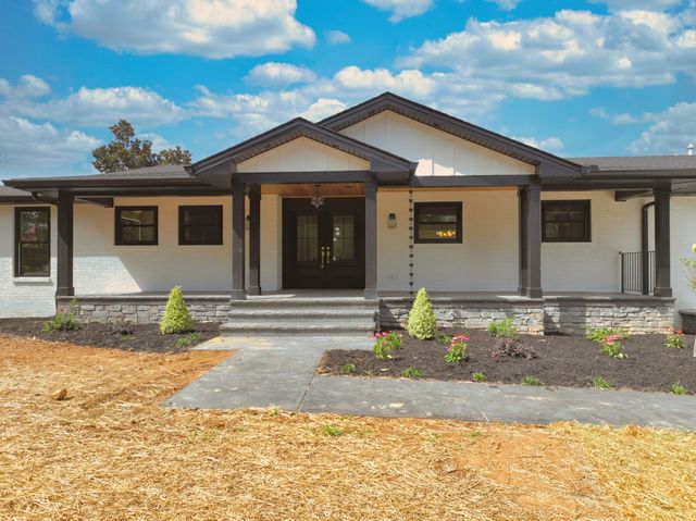 132 Circle Dr, Hendersonville, TN 37075