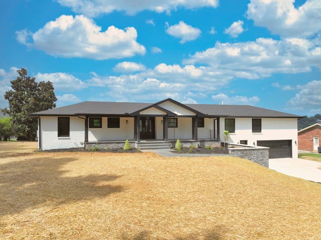 132 Circle Dr, Hendersonville, TN 37075