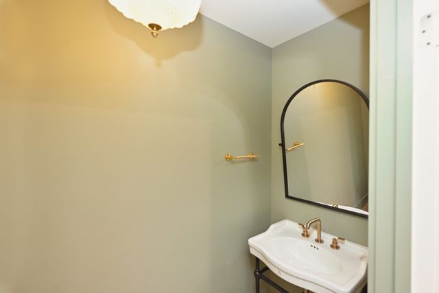 132 Circle Dr, Hendersonville, TN 37075