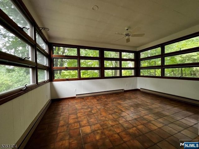 56 Grandview Place, North Caldwell, NJ 07006