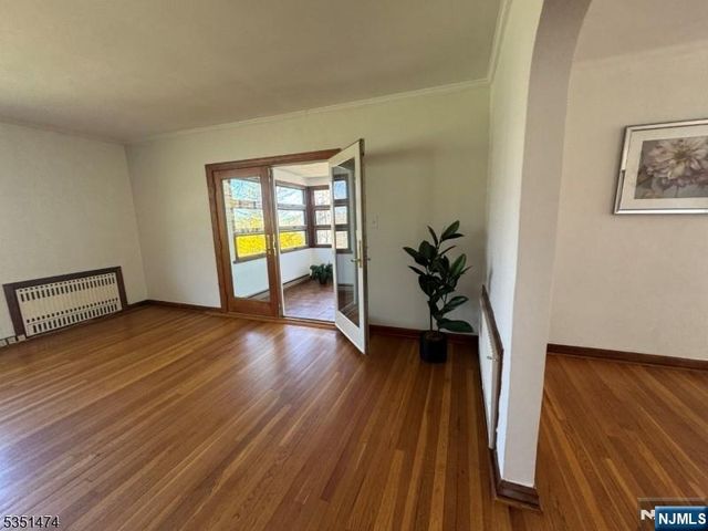 56 Grandview Place, North Caldwell, NJ 07006