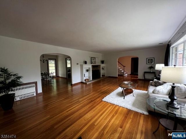 56 Grandview Place, North Caldwell, NJ 07006
