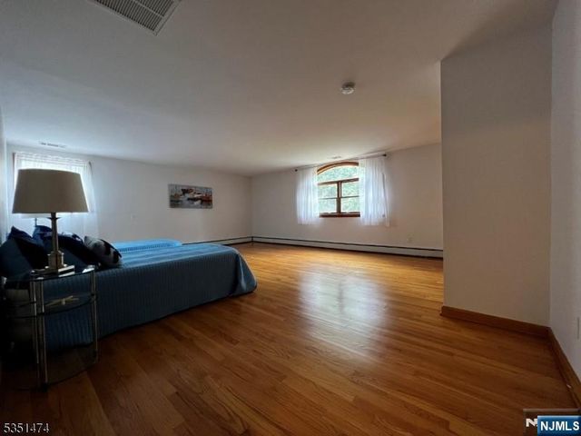 56 Grandview Place, North Caldwell, NJ 07006