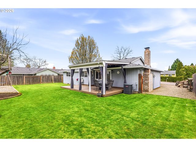 2150 Ne POYNTER St, Hillsboro, OR 97124