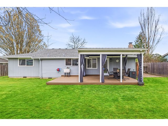 2150 Ne POYNTER St, Hillsboro, OR 97124