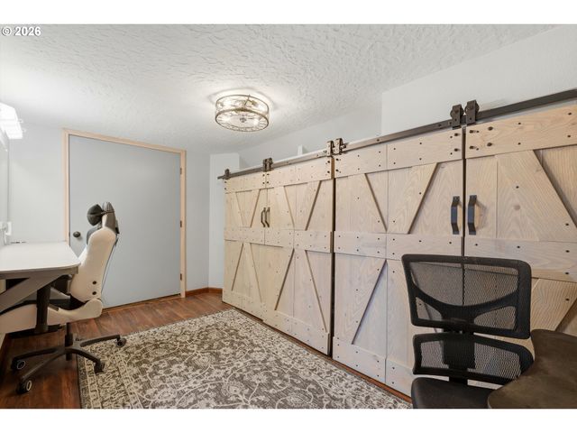 55775 E HIGHWAY 26, Sandy, OR 97055