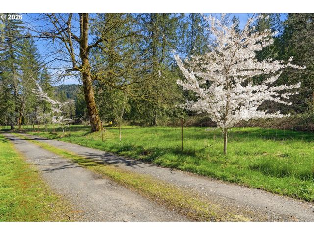 55775 E HIGHWAY 26, Sandy, OR 97055