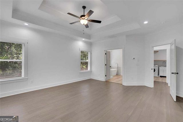 6181 Shoreland Circle, Buford, GA 30518