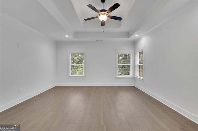 6181 Shoreland Circle, Buford, GA 30518