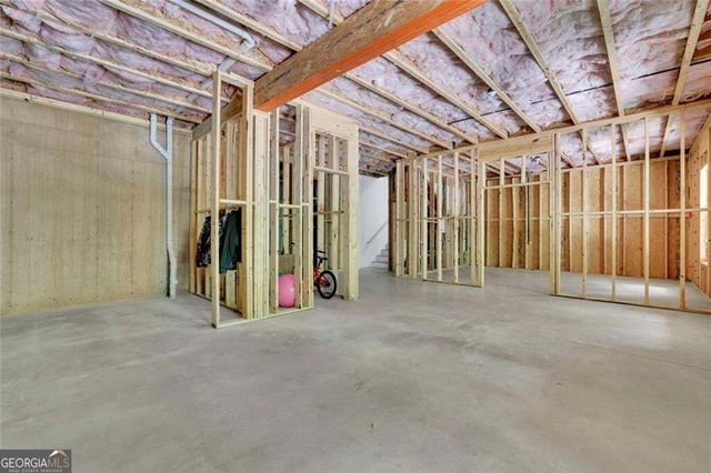 6181 Shoreland Circle, Buford, GA 30518