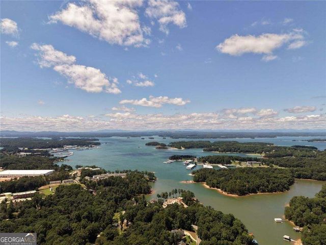 6181 Shoreland Circle, Buford, GA 30518