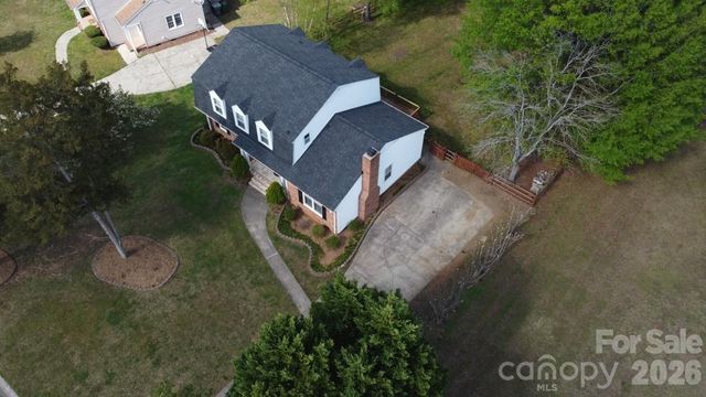 2232 Lawton Bluff Road, Charlotte, NC 28226