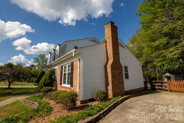 2232 Lawton Bluff Road, Charlotte, NC 28226