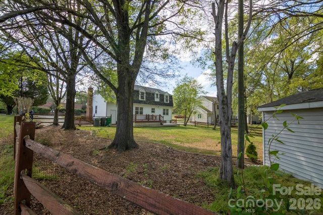 2232 Lawton Bluff Road, Charlotte, NC 28226