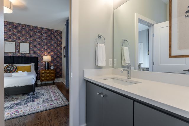 20B Fern Ave, Nashville, TN 37207