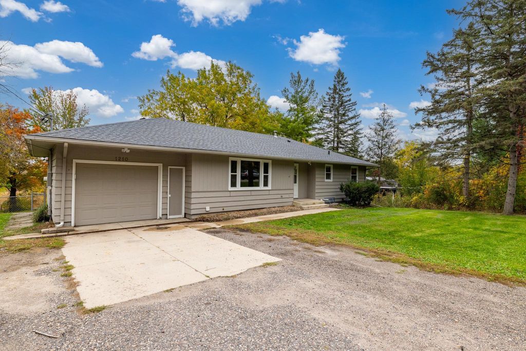 1210 Greenvale Avenue W, Northfield, MN 55057 — photo 2