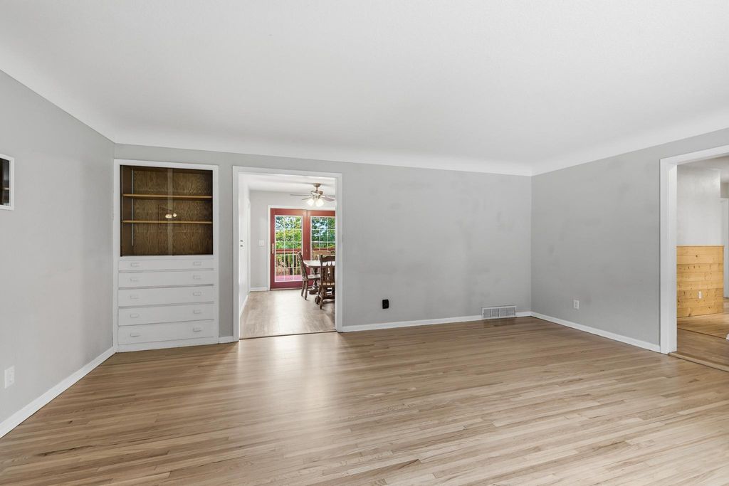 1210 Greenvale Avenue W, Northfield, MN 55057 — photo 5