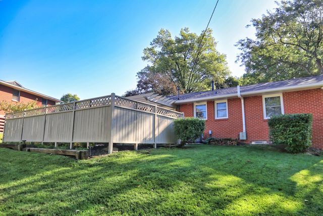 301 Teryl Drive, Mount Vernon, OH 43050