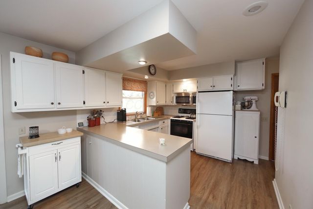 301 Teryl Drive, Mount Vernon, OH 43050