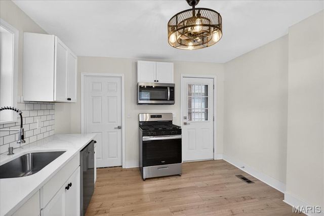717 Cleveland Avenue, Festus, MO 63028