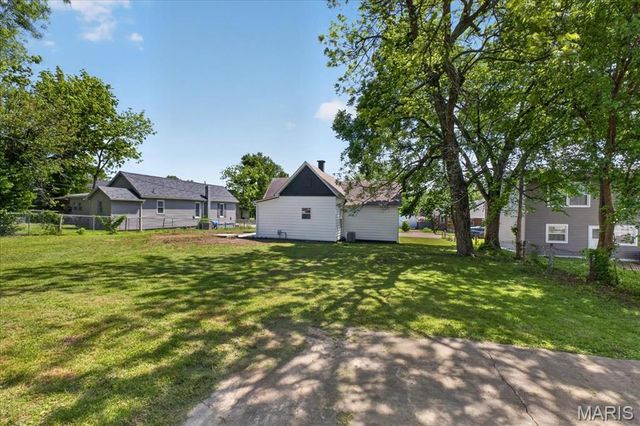 717 Cleveland Avenue, Festus, MO 63028