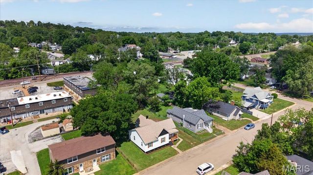 717 Cleveland Avenue, Festus, MO 63028