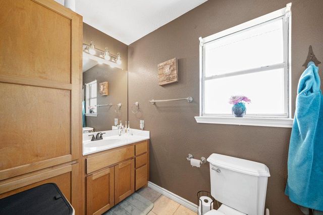 1100 Martindale Falls RD, Martindale, TX 78655