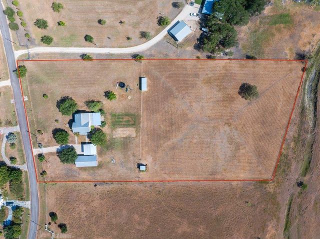 1100 Martindale Falls RD, Martindale, TX 78655