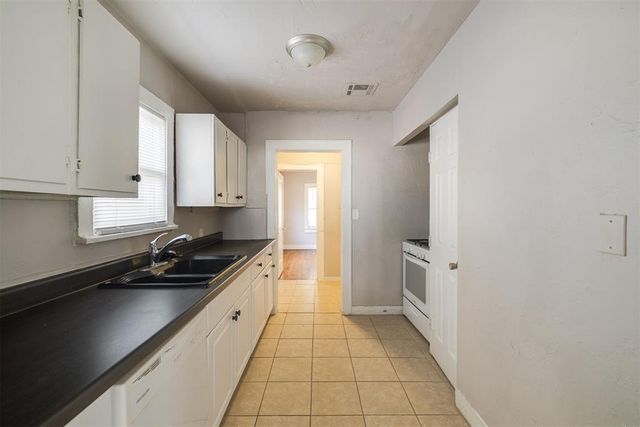2443 NW 12th Street, Oklahoma City, OK 73107