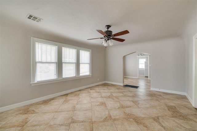 2443 NW 12th Street, Oklahoma City, OK 73107