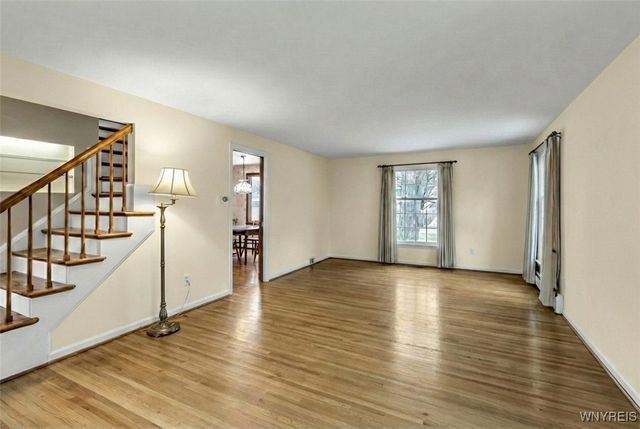 17 Parkhaven Drive, Amherst, NY 14228