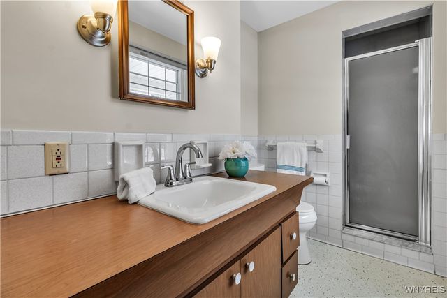 17 Parkhaven Drive, Amherst, NY 14228