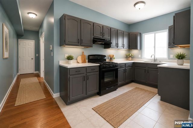 544 S 11th Street, Newark, NJ 07103