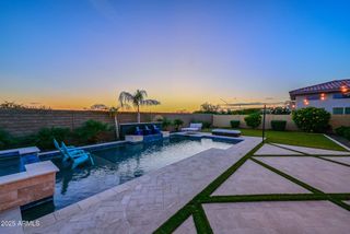 11719 W Dove Wing Way, Peoria, AZ 85383