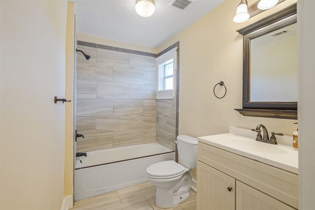 1001 S Travis Street, Sherman, TX 75090