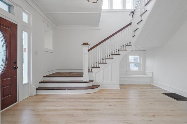 1001 S Travis Street, Sherman, TX 75090