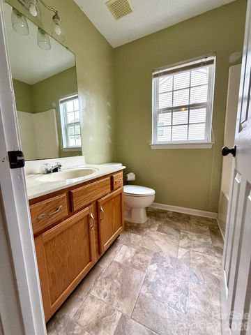 8056 Stoneham Court, Matthews, NC 28105