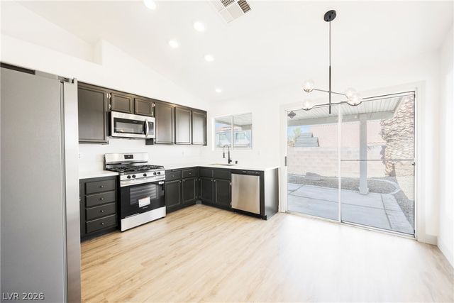 2543 River Oaks Drive, Las Vegas, NV 89156