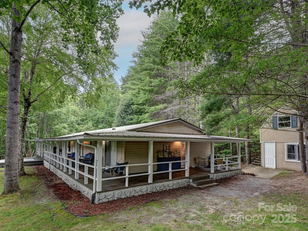472 Hidden Valley Road, Clyde, NC 28721