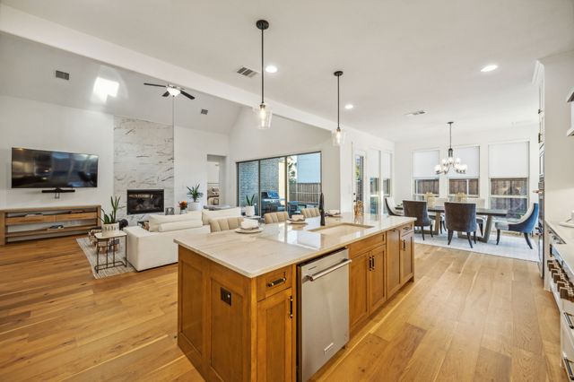 8365 Western, The Colony, TX 75056