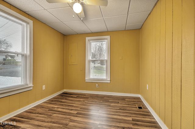 2125 Randolph Street, Bristol, VA 24201