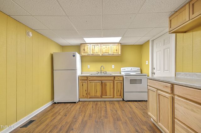 2125 Randolph Street, Bristol, VA 24201